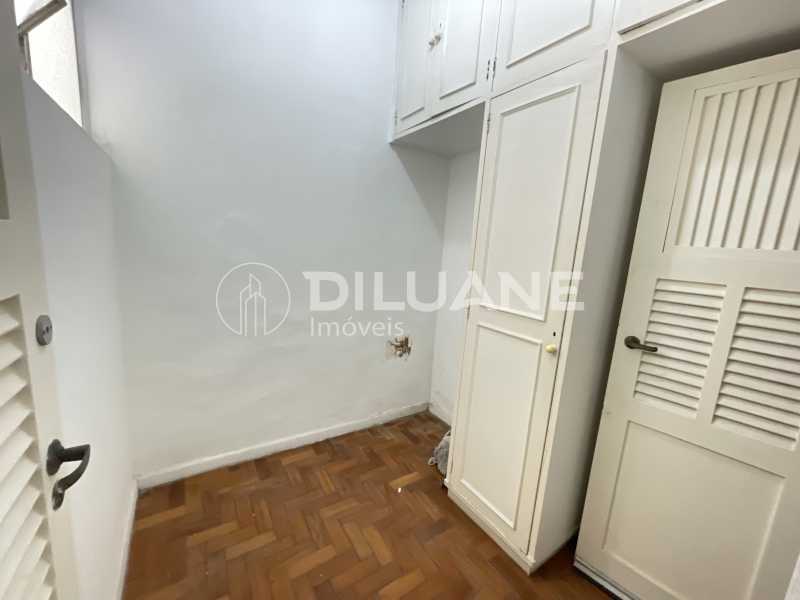 Apartamento à venda com 3 quartos, 120m² - Foto 31