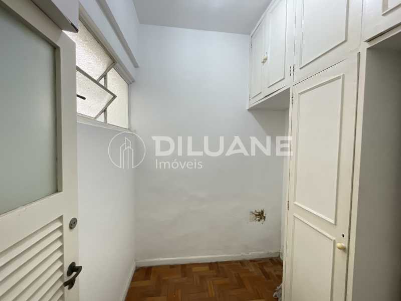 Apartamento à venda com 3 quartos, 120m² - Foto 32