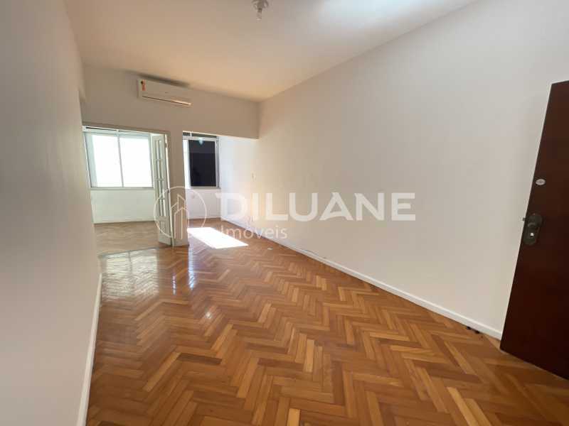 Apartamento à venda com 3 quartos, 120m² - Foto 35