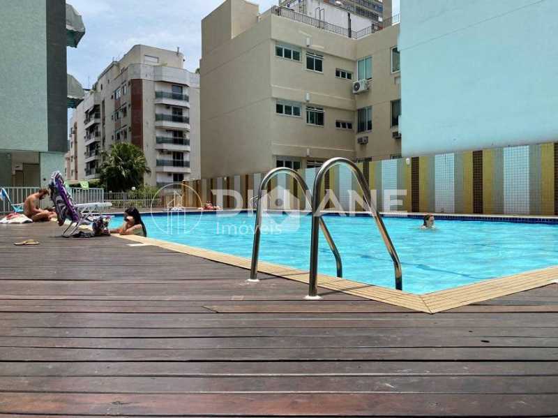 Apartamento à venda com 2 quartos, 78m² - Foto 8