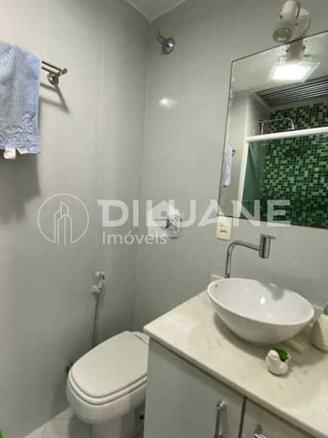 Apartamento à venda com 2 quartos, 78m² - Foto 18