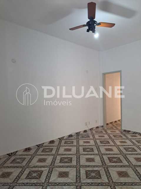 Apartamento à venda com 2 quartos, 73m² - Foto 5