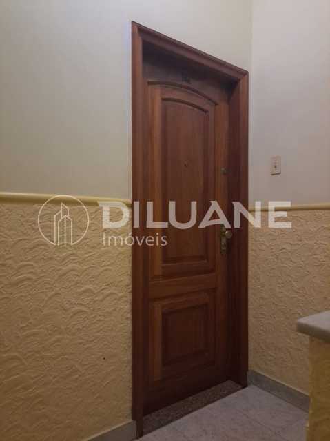 Apartamento à venda com 2 quartos, 73m² - Foto 12