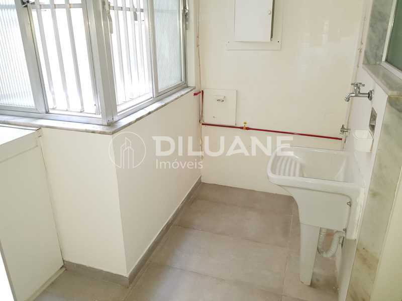 Apartamento à venda com 3 quartos, 156m² - Foto 12