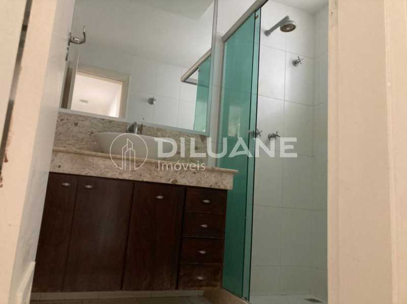 Apartamento à venda com 3 quartos, 156m² - Foto 16