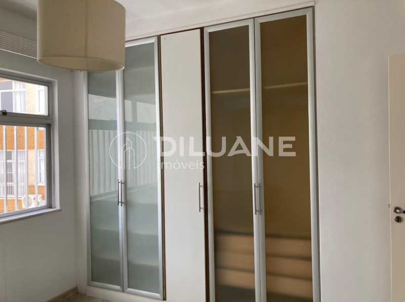 Apartamento à venda com 3 quartos, 156m² - Foto 23