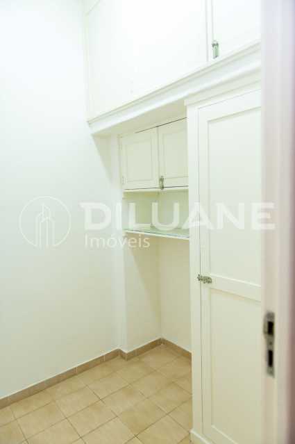 Apartamento à venda com 3 quartos, 125m² - Foto 17