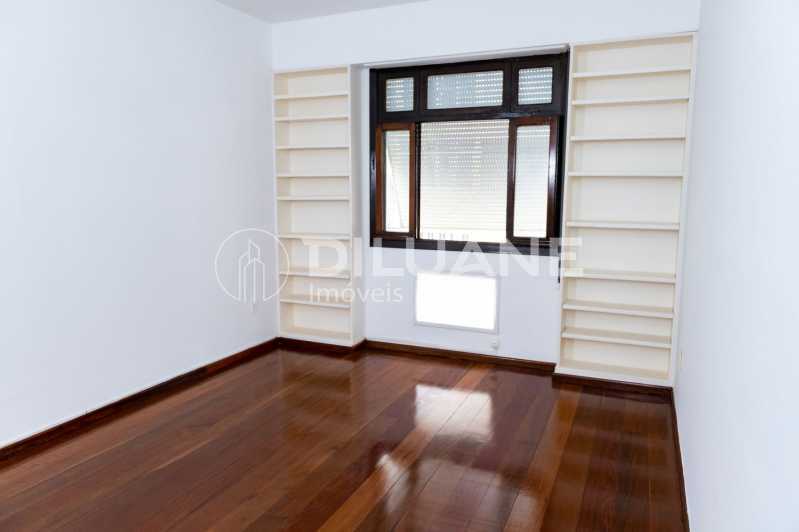 Apartamento à venda com 3 quartos, 125m² - Foto 22