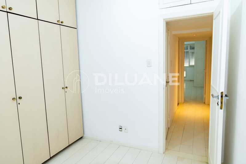 Apartamento à venda com 3 quartos, 125m² - Foto 31