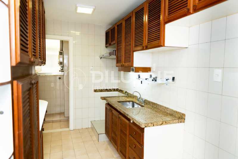 Apartamento à venda com 3 quartos, 125m² - Foto 39