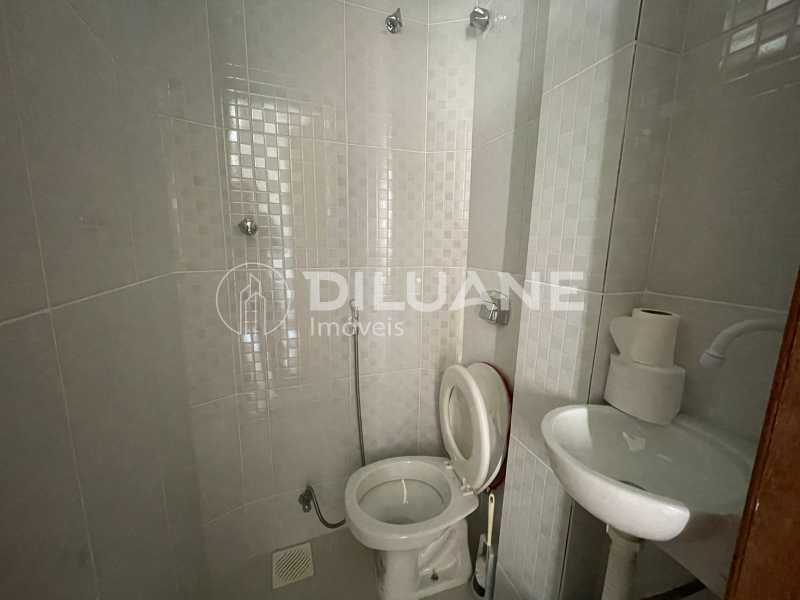 Apartamento à venda com 3 quartos, 160m² - Foto 13