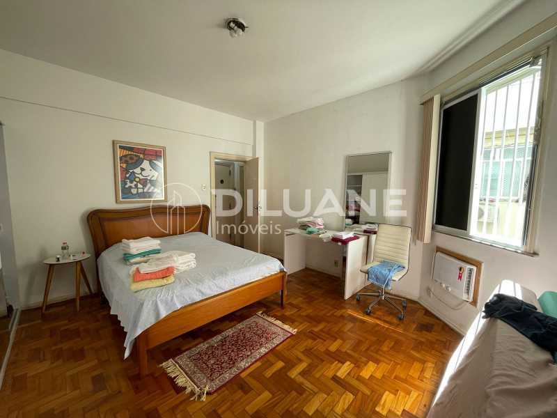 Apartamento à venda com 3 quartos, 160m² - Foto 22