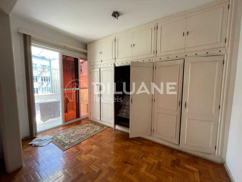 Apartamento à venda com 3 quartos, 160m² - Foto 30