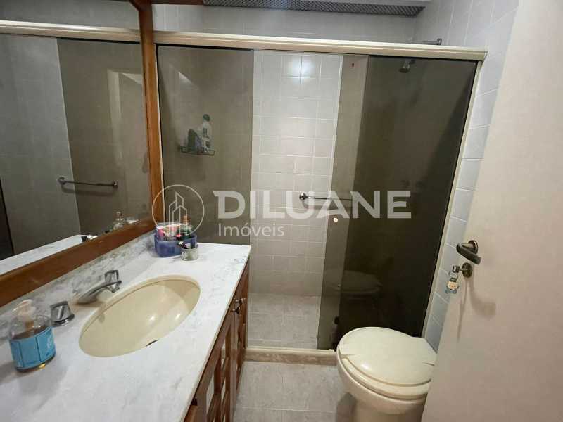 Apartamento à venda com 2 quartos, 80m² - Foto 5