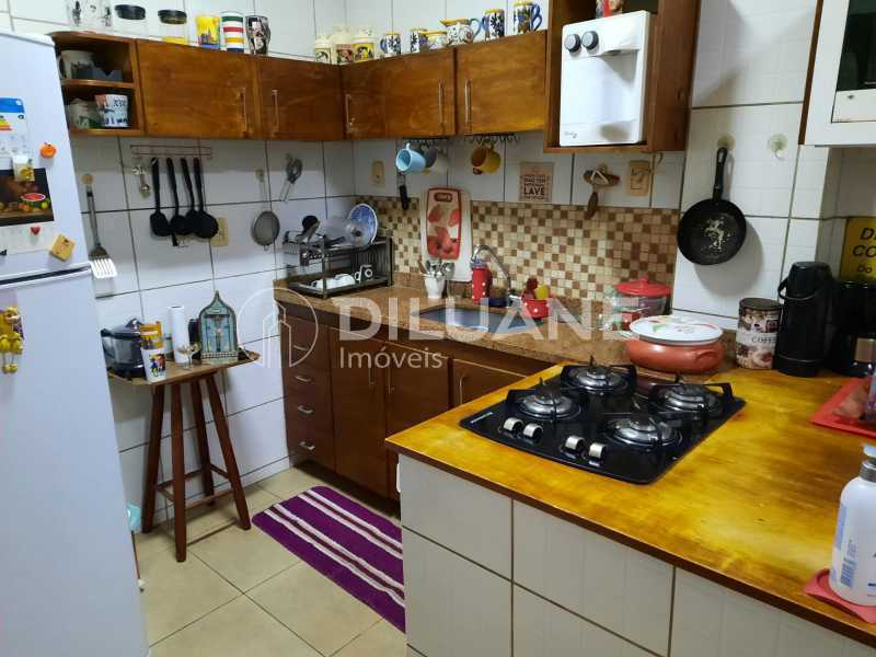 Apartamento para alugar com 3 quartos, 155m² - Foto 34