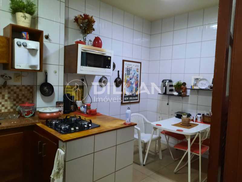 Apartamento para alugar com 3 quartos, 155m² - Foto 35