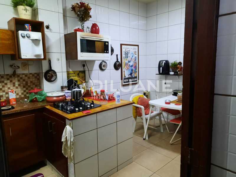 Apartamento para alugar com 3 quartos, 155m² - Foto 39