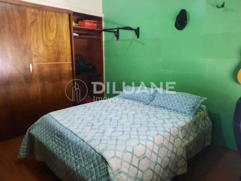 Apartamento para alugar com 3 quartos, 155m² - Foto 47