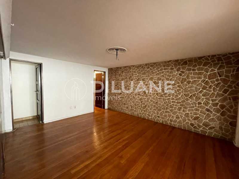 Apartamento à venda com 3 quartos, 287m² - Foto 14