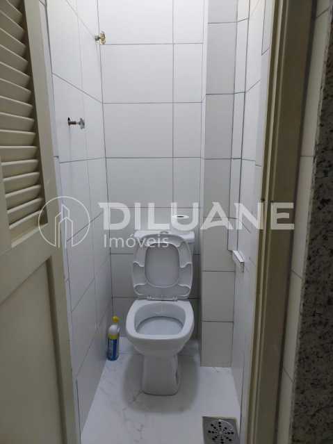 Apartamento à venda com 2 quartos, 65m² - Foto 16