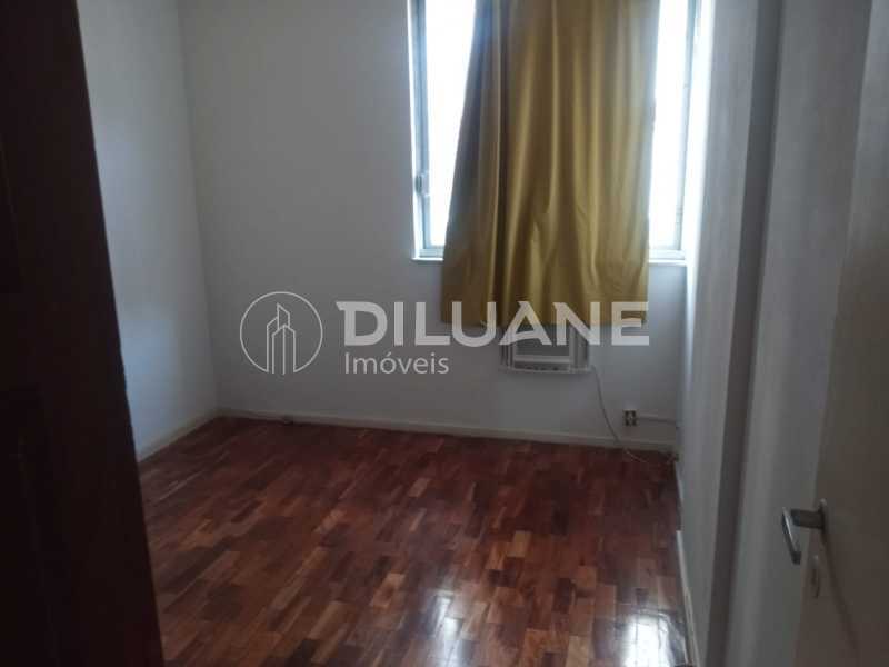 Apartamento à venda com 2 quartos, 76m² - Foto 15