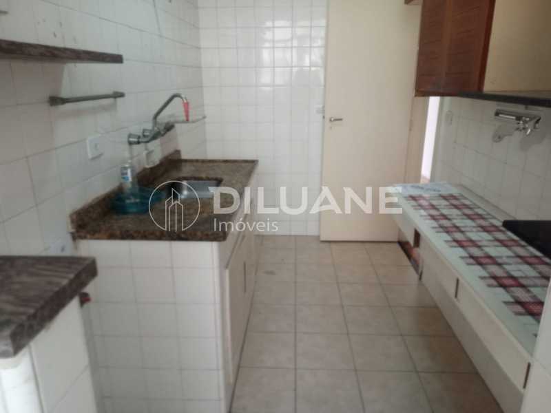 Apartamento à venda com 2 quartos, 76m² - Foto 16