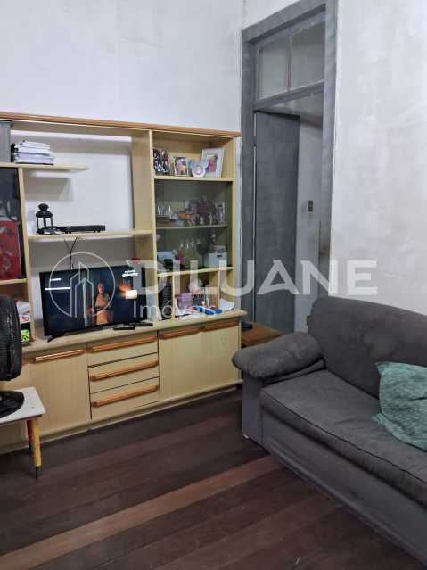 Casa à venda com 2 quartos, 85m² - Foto 1