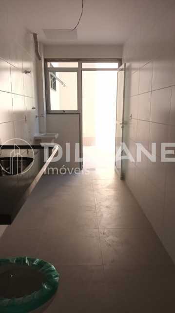 Apartamento à venda com 2 quartos, 79m² - Foto 4