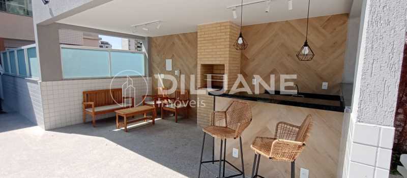 Apartamento à venda com 2 quartos, 79m² - Foto 11