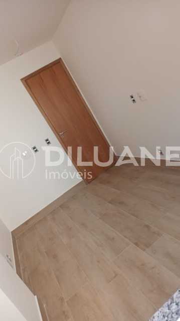 Apartamento à venda com 2 quartos, 79m² - Foto 15