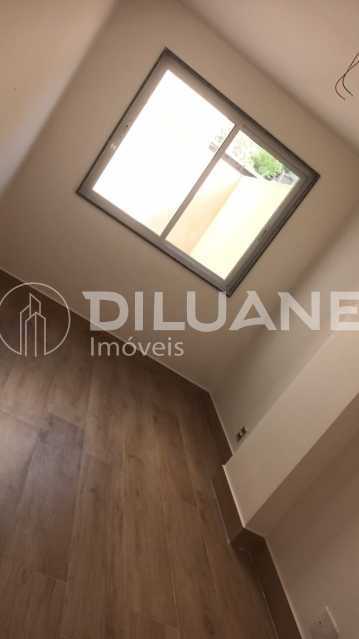 Apartamento à venda com 2 quartos, 79m² - Foto 26