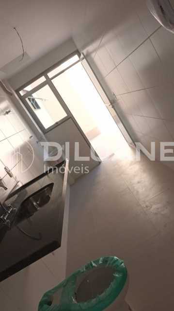 Apartamento à venda com 2 quartos, 79m² - Foto 31