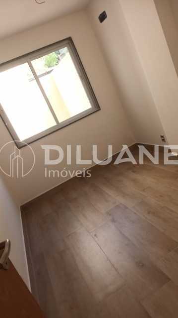 Apartamento à venda com 2 quartos, 79m² - Foto 37