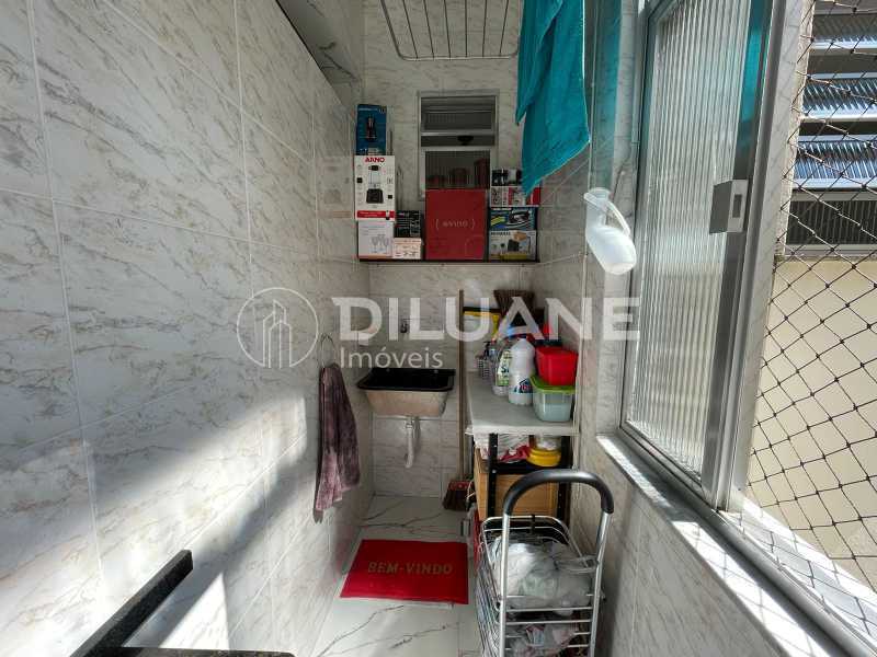 Apartamento à venda com 3 quartos, 98m² - Foto 10