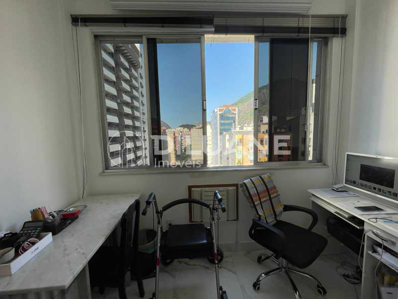 Apartamento à venda com 3 quartos, 98m² - Foto 29