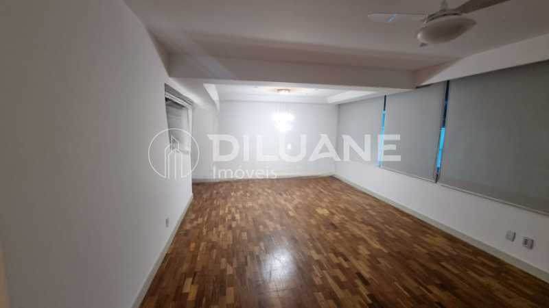 Apartamento à venda com 4 quartos, 155m² - Foto 22