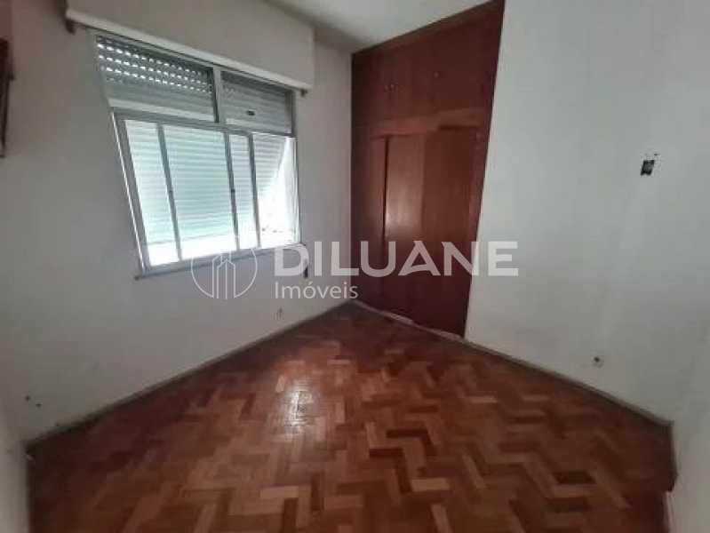 Apartamento à venda com 3 quartos, 90m² - Foto 18