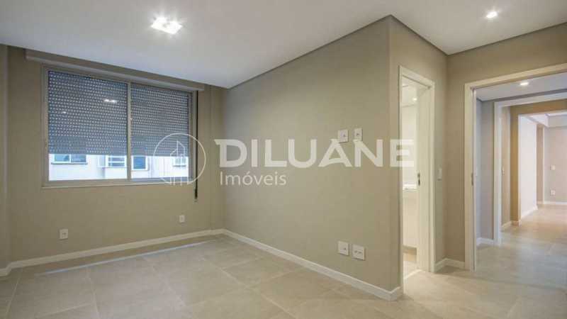 Apartamento à venda com 3 quartos, 128m² - Foto 14