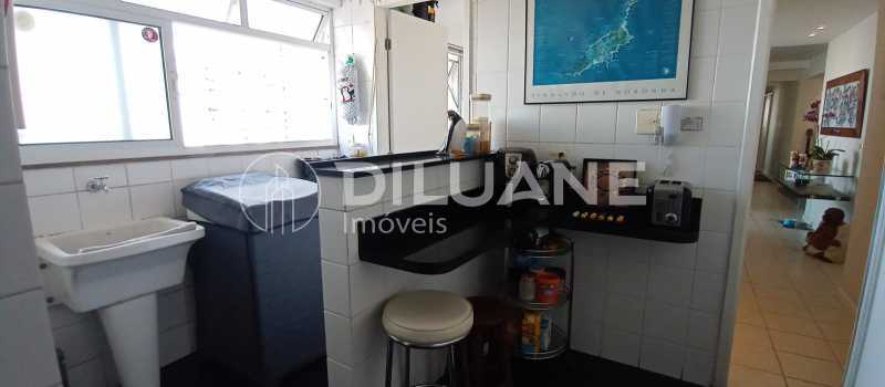 Apartamento à venda com 3 quartos, 110m² - Foto 27