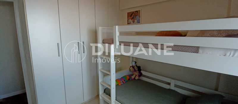 Apartamento à venda com 3 quartos, 110m² - Foto 12