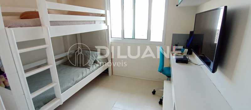 Apartamento à venda com 3 quartos, 110m² - Foto 13