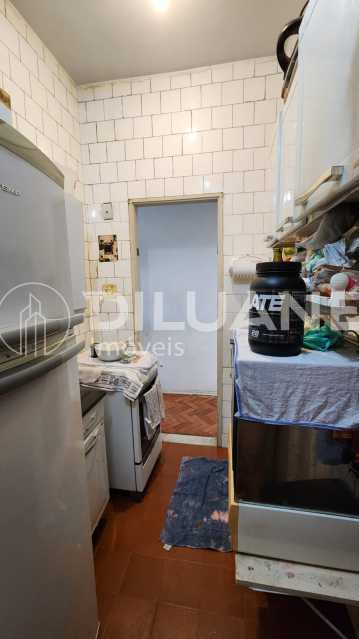 Apartamento à venda com 1 quarto, 52m² - Foto 12