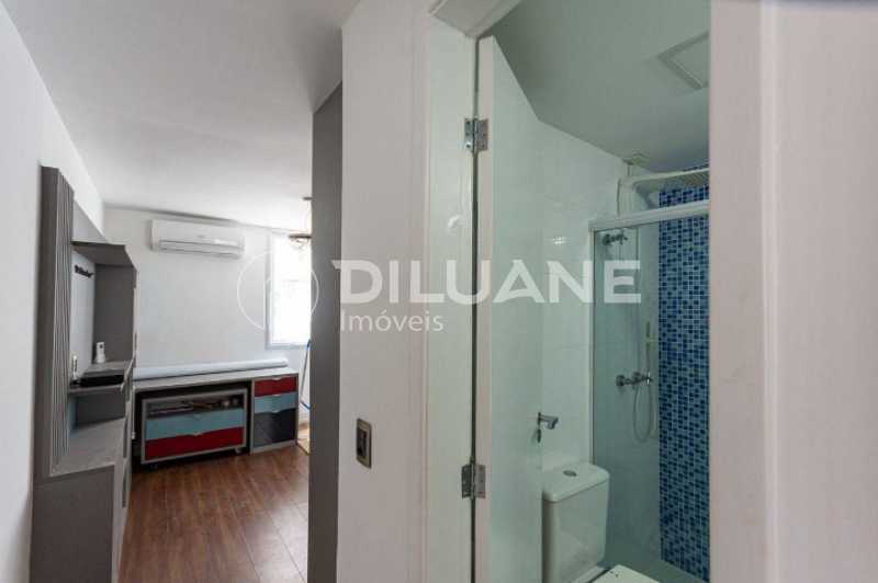 Apartamento à venda com 3 quartos, 210m² - Foto 6