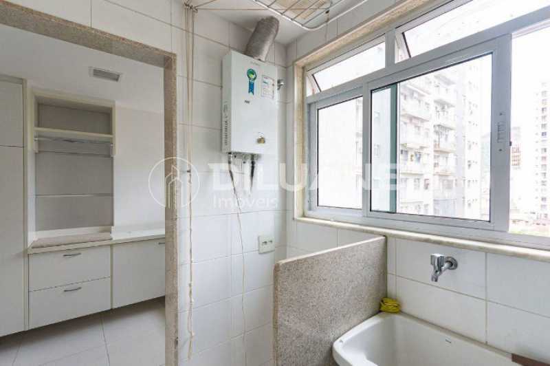 Apartamento à venda com 3 quartos, 210m² - Foto 12