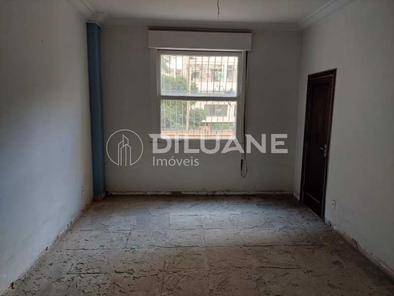 Apartamento à venda com 2 quartos, 87m² - Foto 4