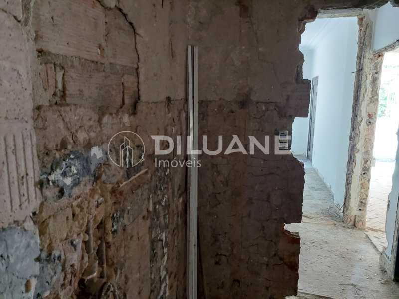 Apartamento à venda com 2 quartos, 87m² - Foto 18