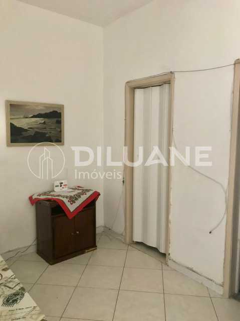 Apartamento à venda com 1 quarto, 49m² - Foto 8