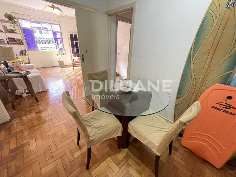 Apartamento à venda com 3 quartos, 156m² - Foto 6