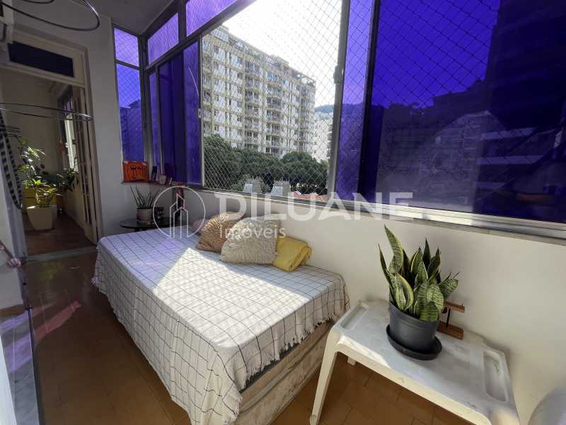 Apartamento à venda com 3 quartos, 156m² - Foto 14