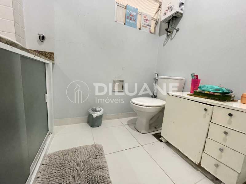 Apartamento à venda com 3 quartos, 156m² - Foto 33